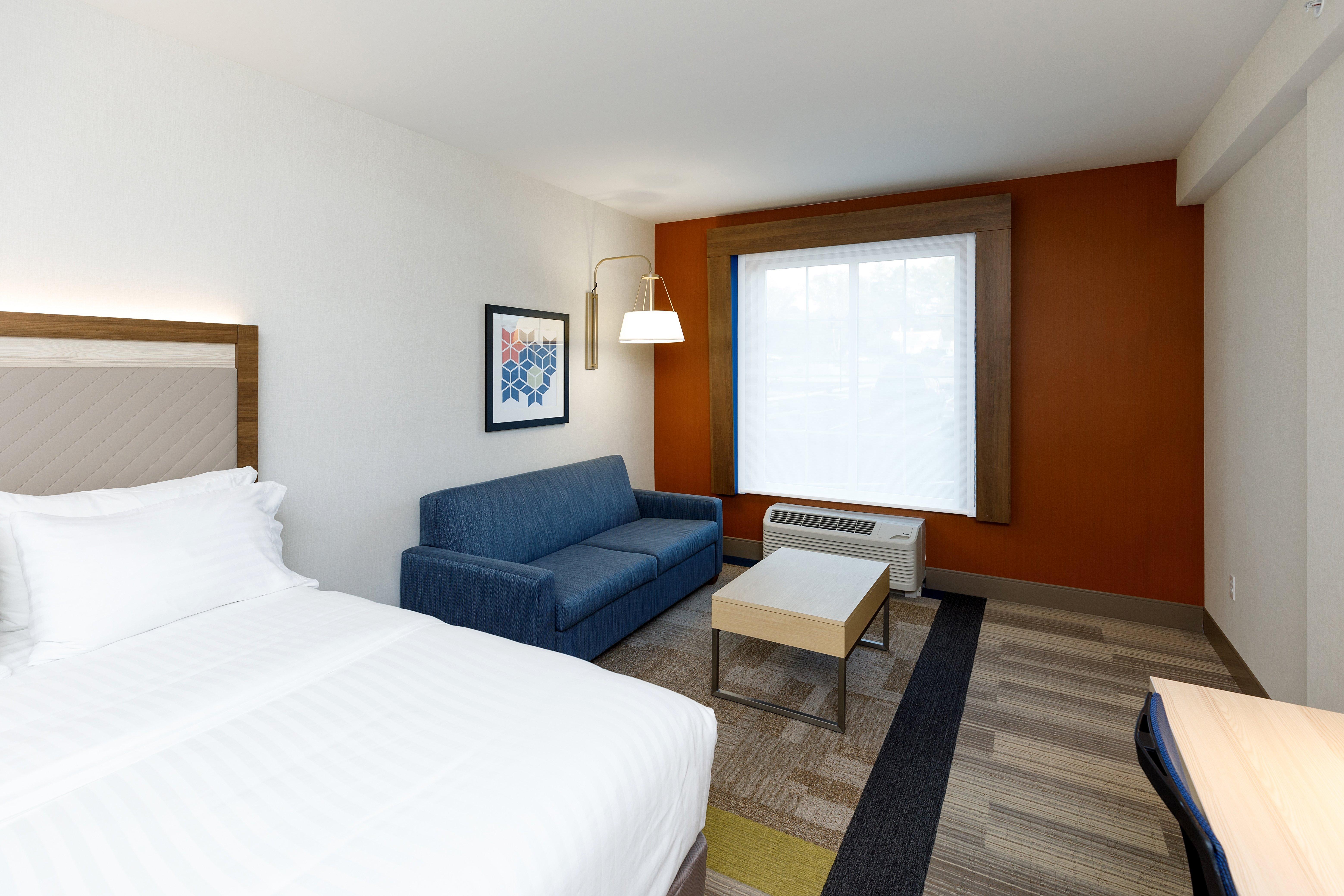 Holiday Inn Express & Suites - Sturbridge By Ihg Buitenkant foto